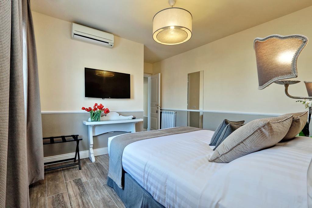 Colosseum Terrace Suite Рим Екстер'єр фото