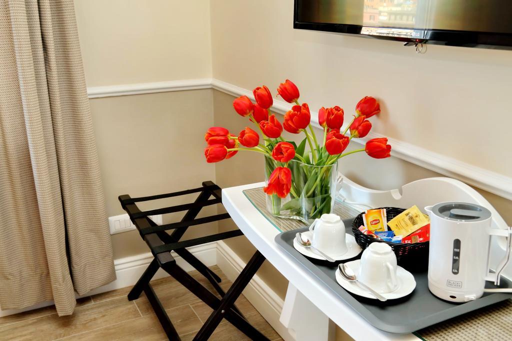 Colosseum Terrace Suite Рим Екстер'єр фото