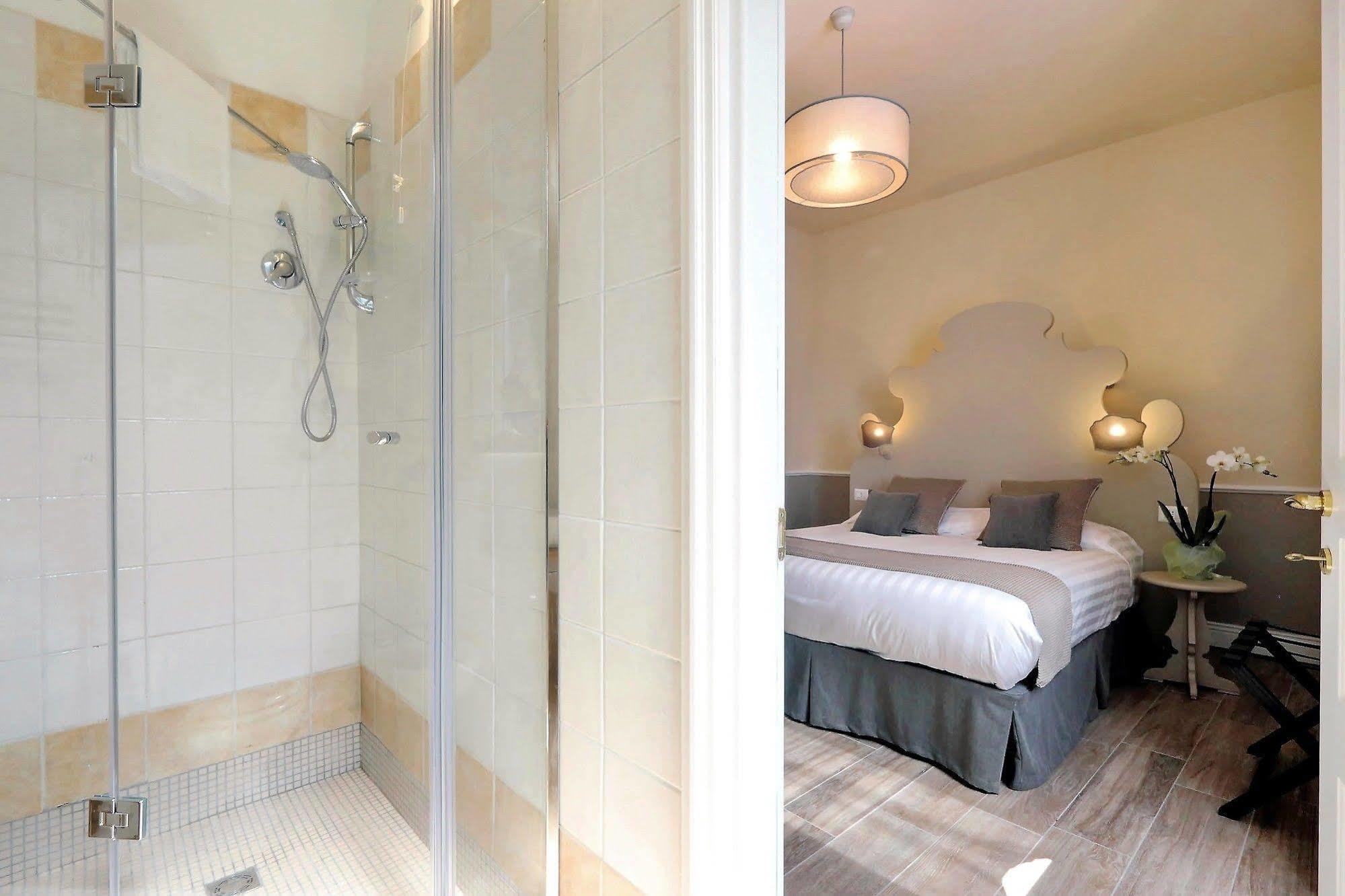 Colosseum Terrace Suite Рим Екстер'єр фото
